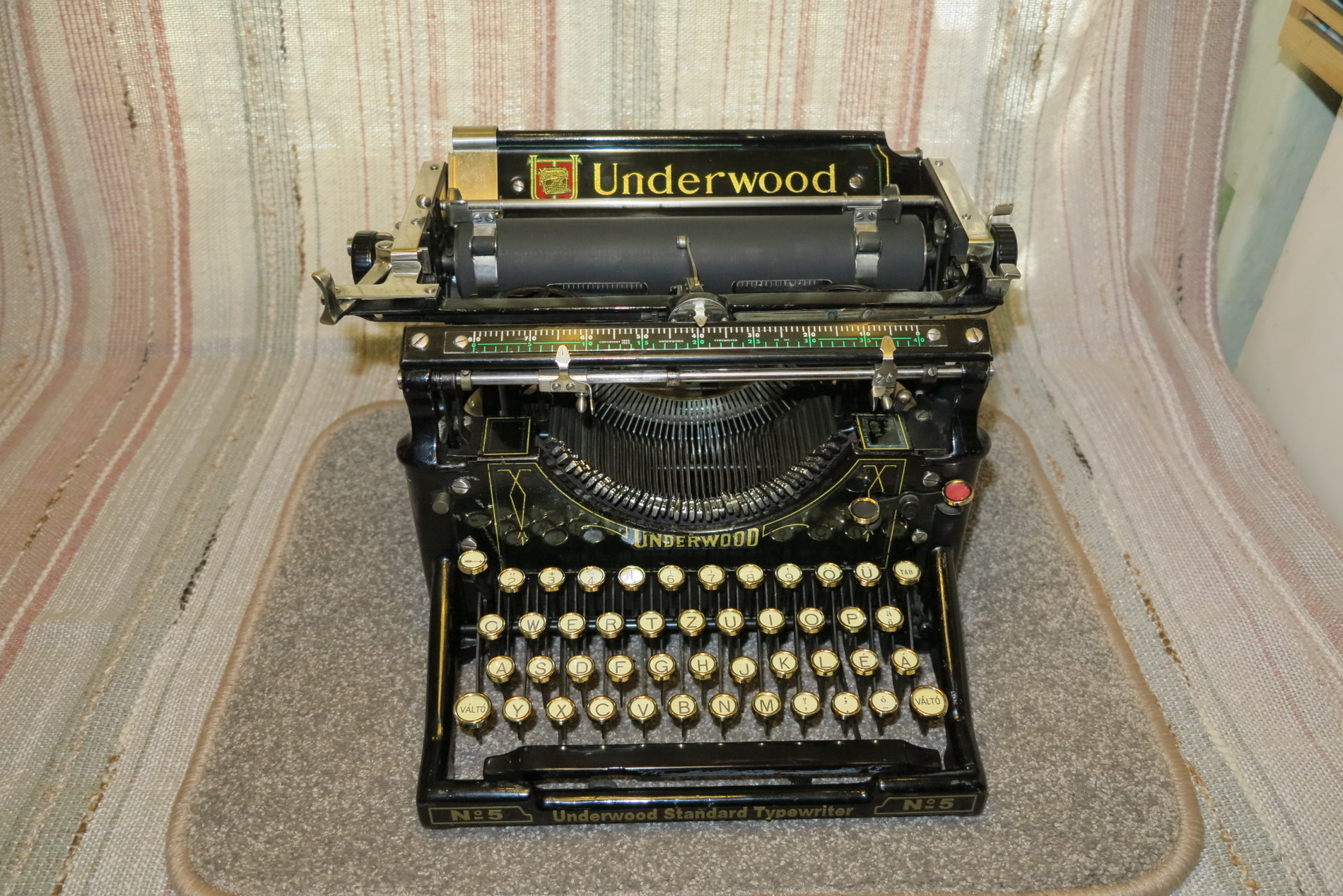 Rofa antique typewriters