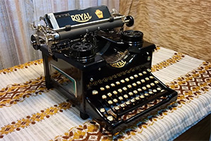 Royal 10 antik írógép